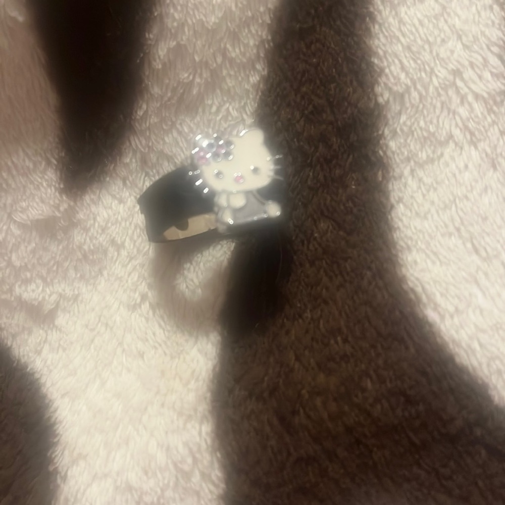y2k hello kitty ring